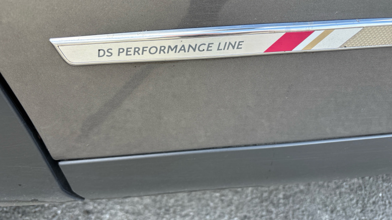 DS 3 Crossback 100kW E-TENSE Performance Line 50kWh 5dr Auto Electric 